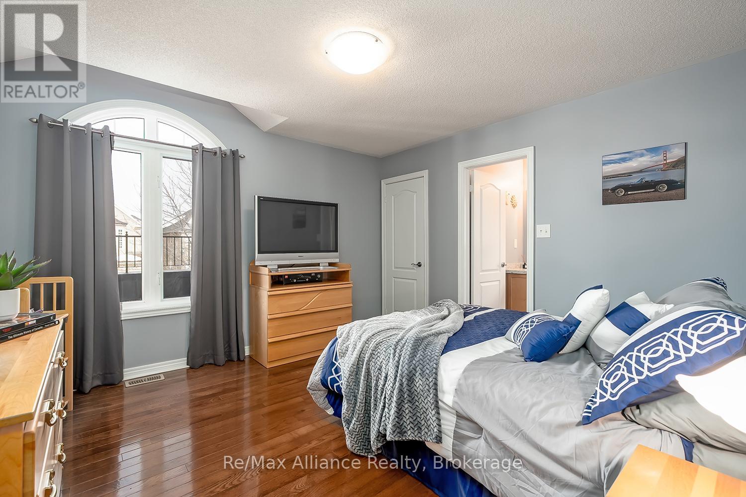 2489 Whistling Springs Crescent, Oakville, Ontario  L6M 5G3 - Photo 32 - W13027022