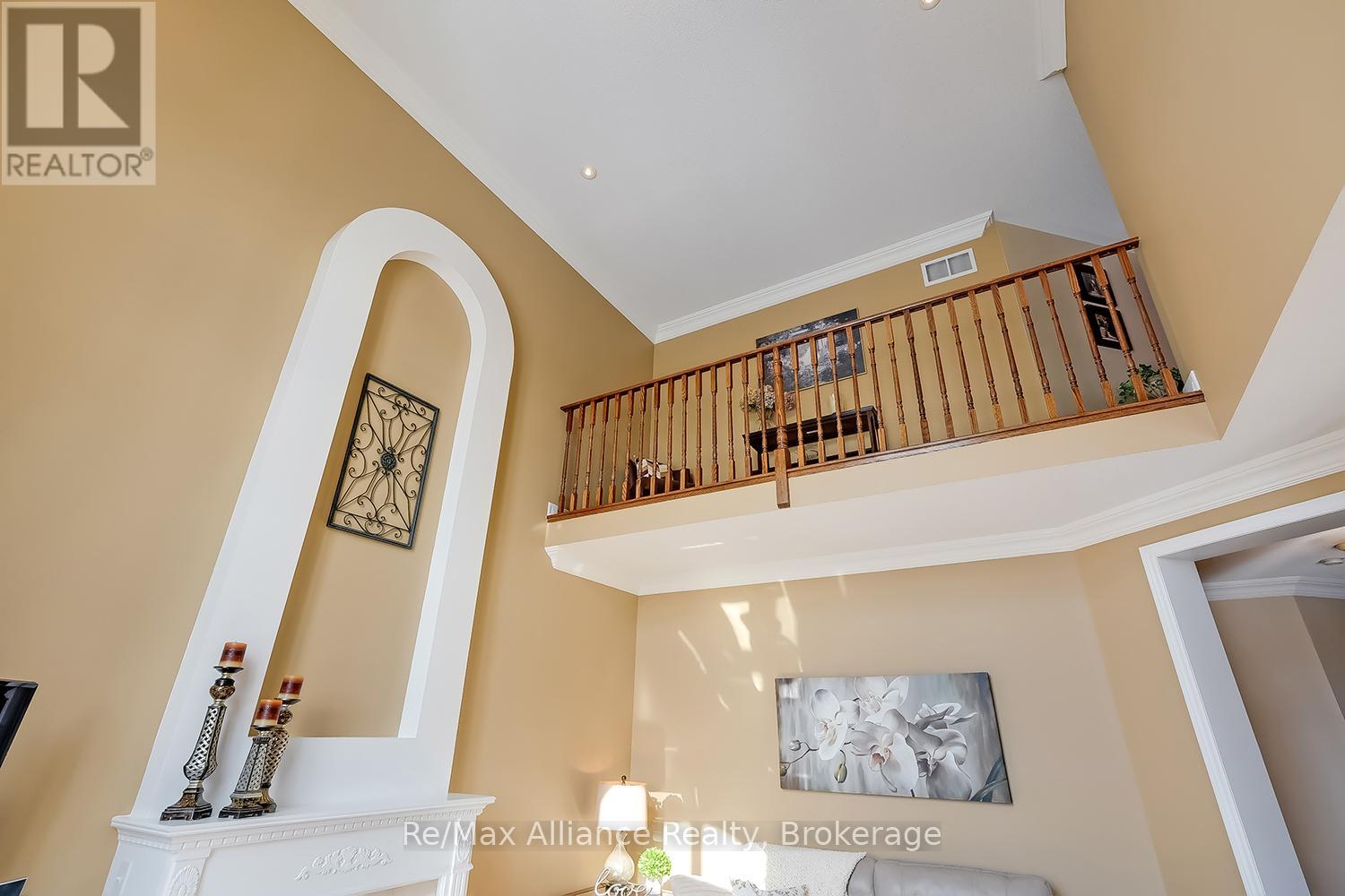 2489 Whistling Springs Crescent, Oakville, Ontario  L6M 5G3 - Photo 16 - W13027022