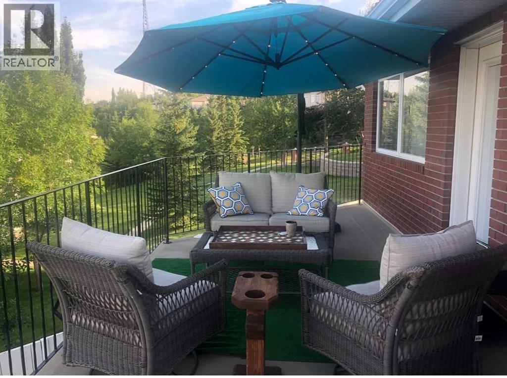 4 Prominence Path SW, Calgary, Alberta  T3H 2W7 - Photo 41 - A2306246