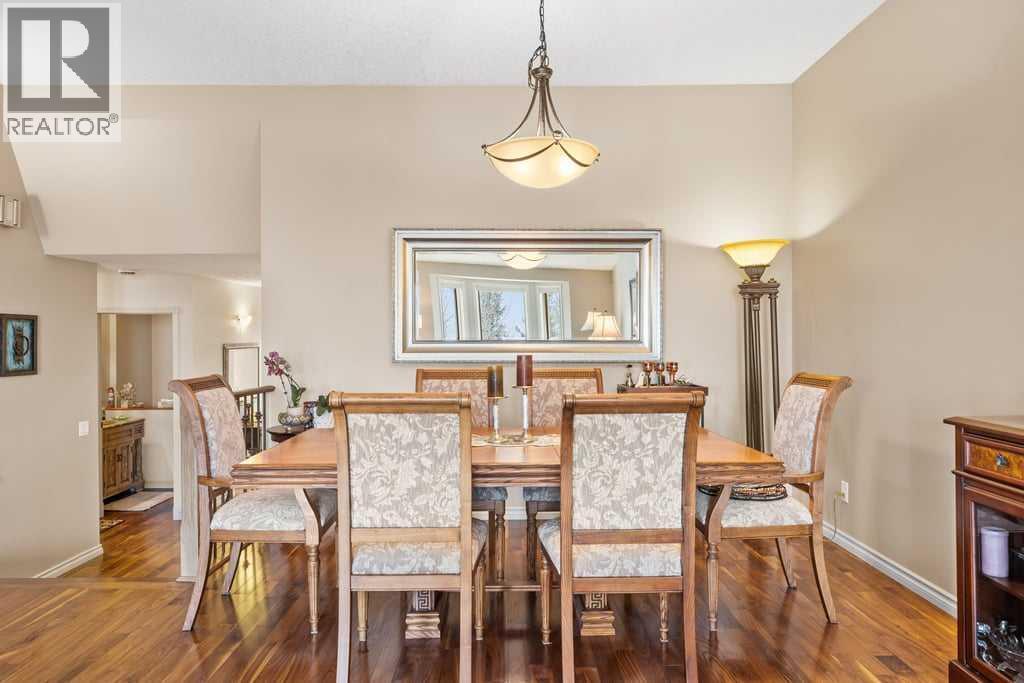 4 Prominence Path SW, Calgary, Alberta  T3H 2W7 - Photo 15 - A2306246