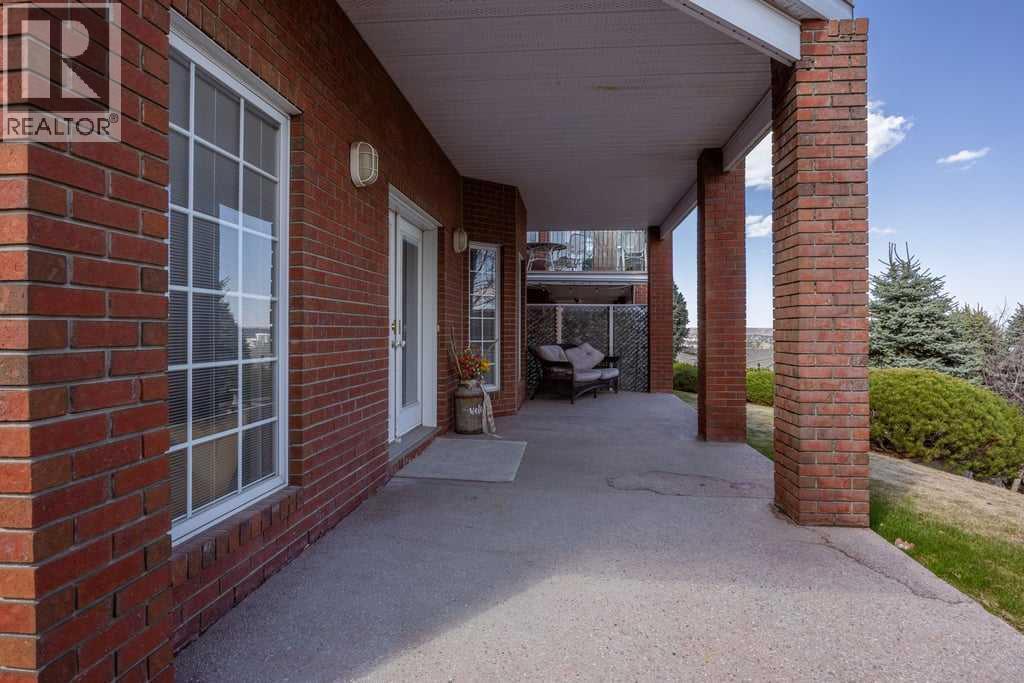 4 Prominence Path SW, Calgary, Alberta  T3H 2W7 - Photo 39 - A2306246