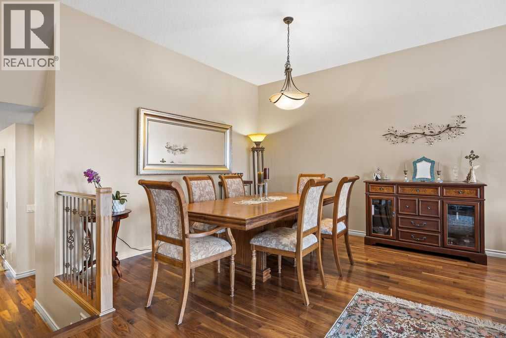 4 Prominence Path SW, Calgary, Alberta  T3H 2W7 - Photo 14 - A2306246