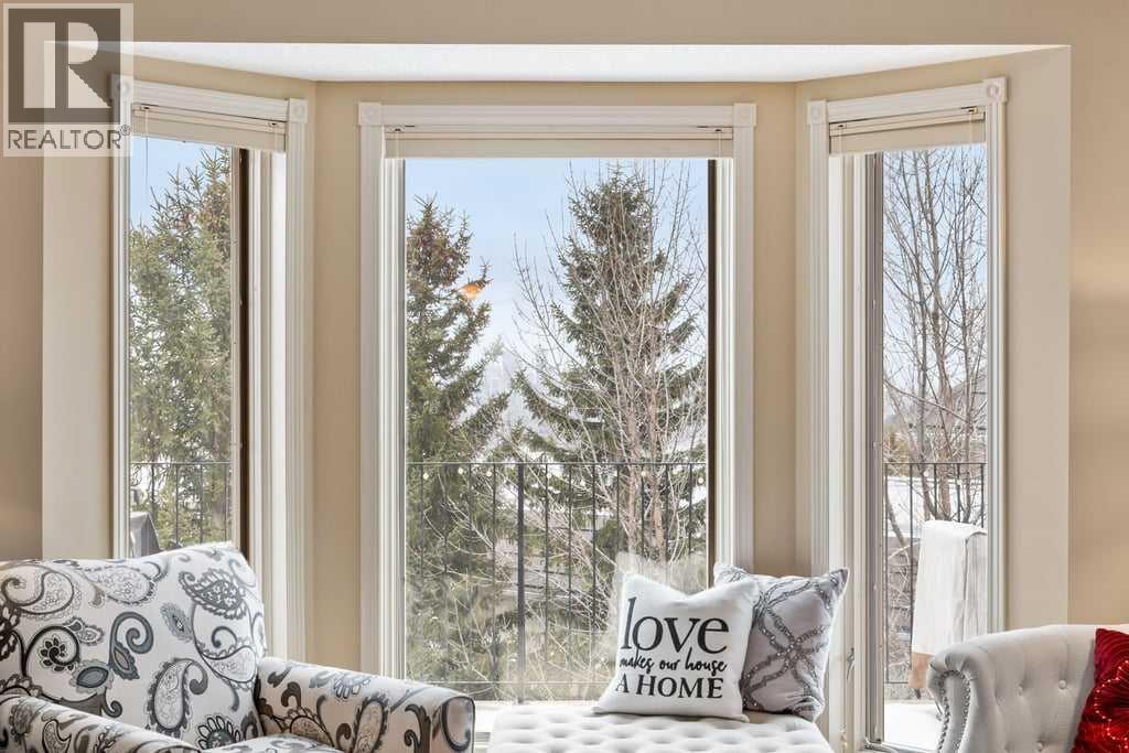 4 Prominence Path SW, Calgary, Alberta  T3H 2W7 - Photo 24 - A2306246