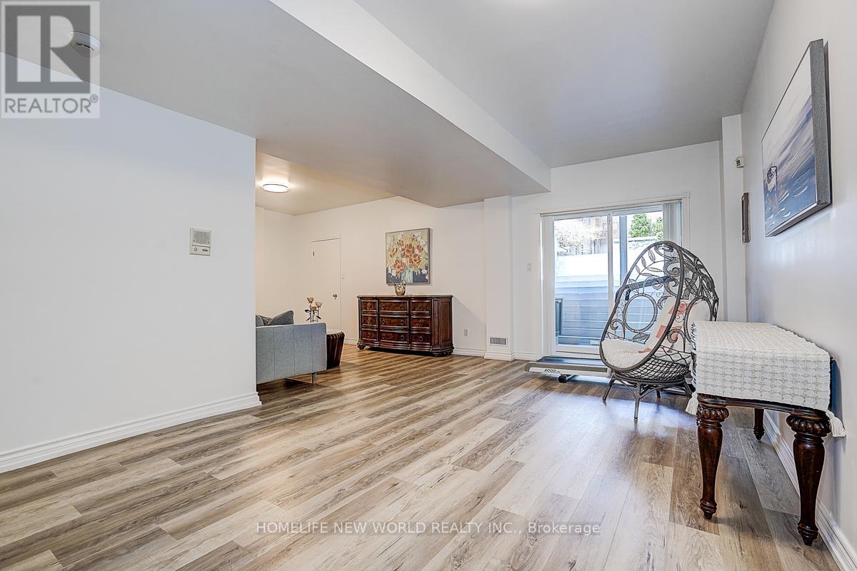 594 Woburn Avenue, Toronto, Ontario  M5M 1L9 - Photo 30 - C13047310