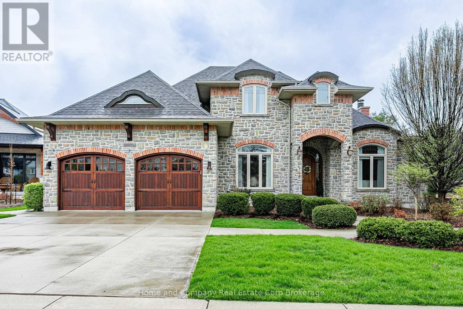 17 Sir Adam Beck Road, Stratford, Ontario  N5A 8B8 - Photo 2 - X12761610