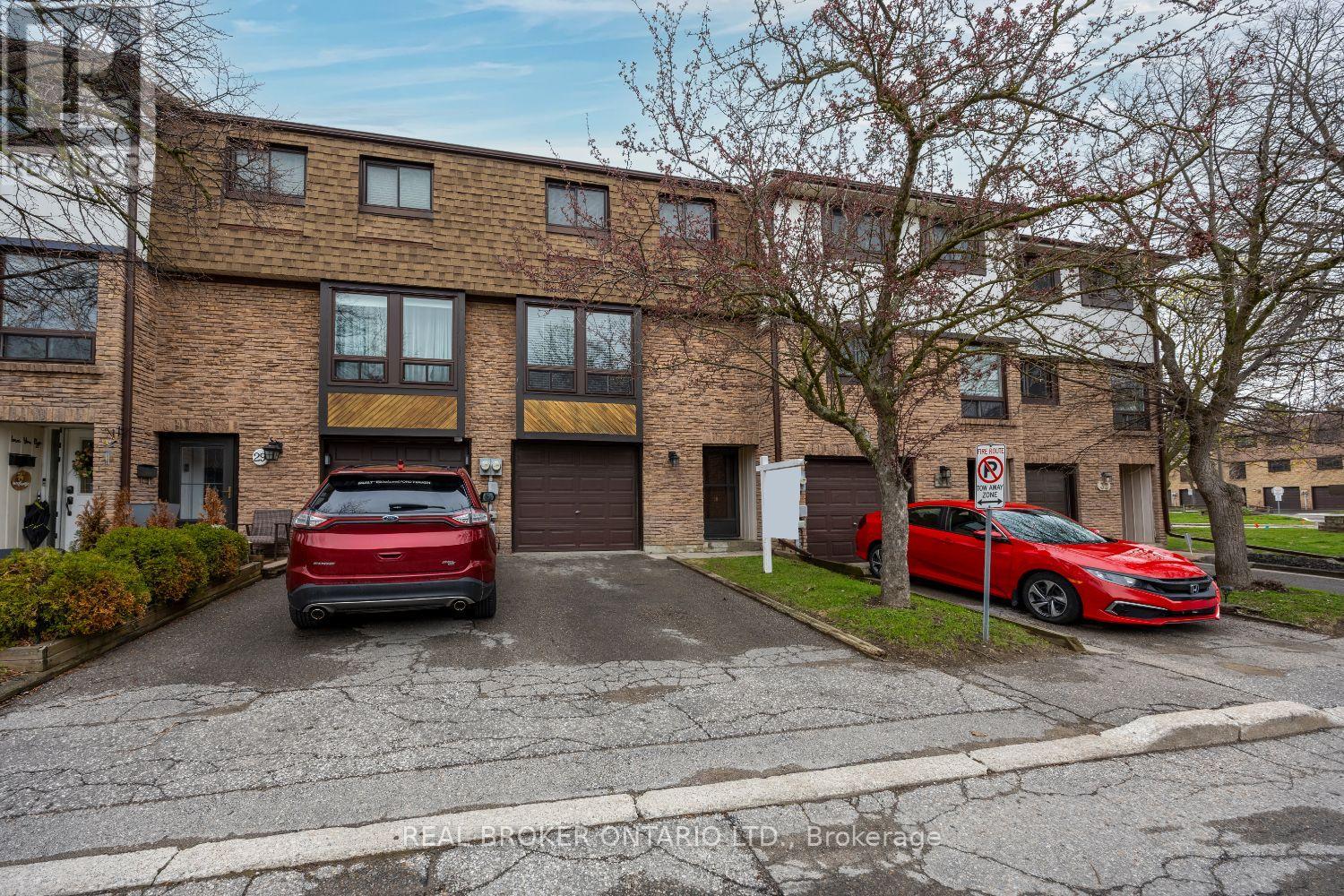 30 - 220 ORMOND DRIVE, Oshawa, Ontario