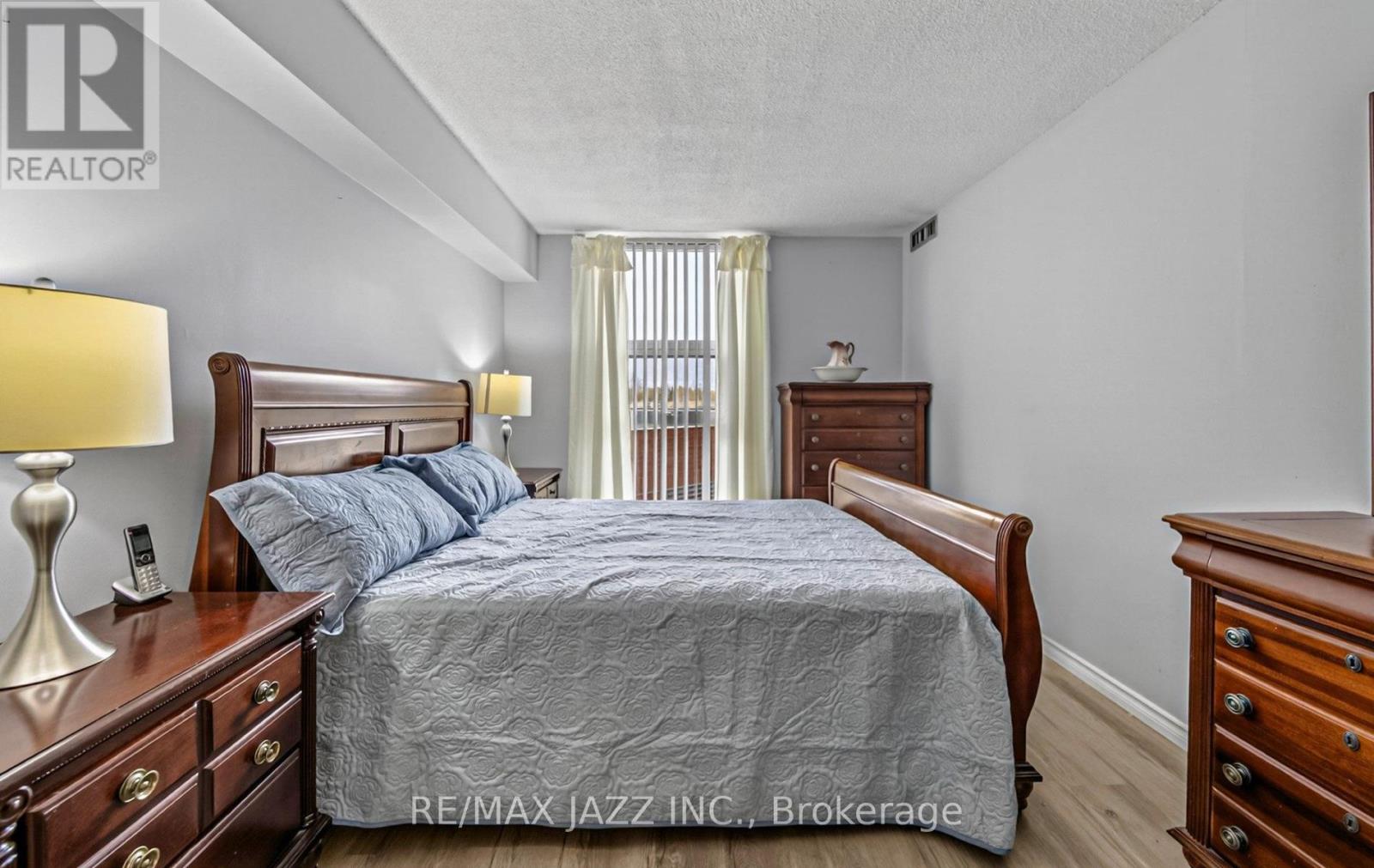318 - 10 Dean Park Road, Toronto, Ontario  M1B 3G8 - Photo 9 - E13062624