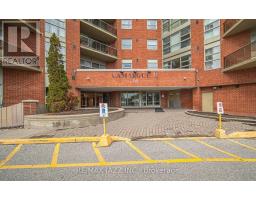 318 - 10 DEAN PARK ROAD, Toronto, Ontario
