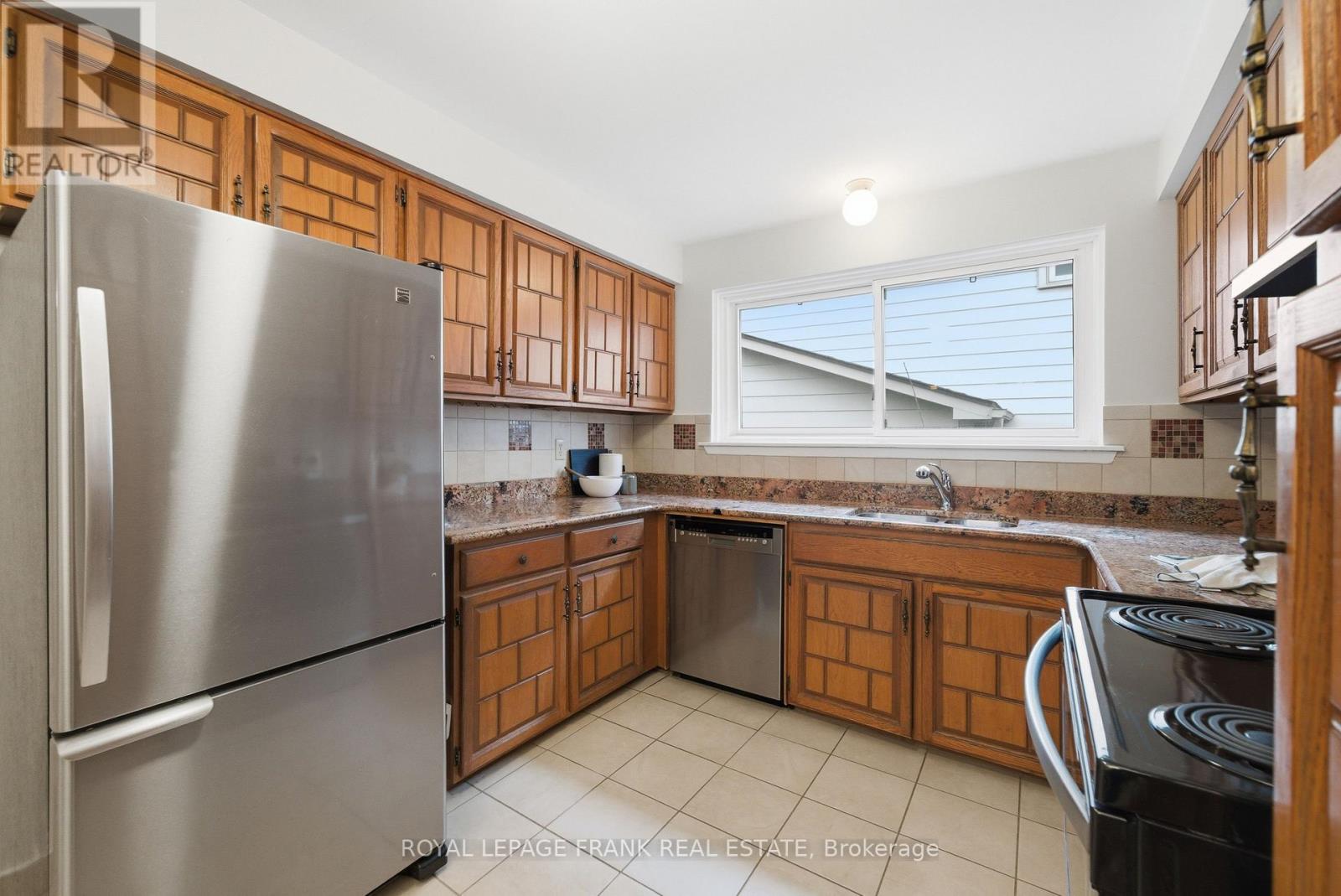 60 Blueberry Drive, Toronto, Ontario  M1S 3G3 - Photo 14 - E13062706