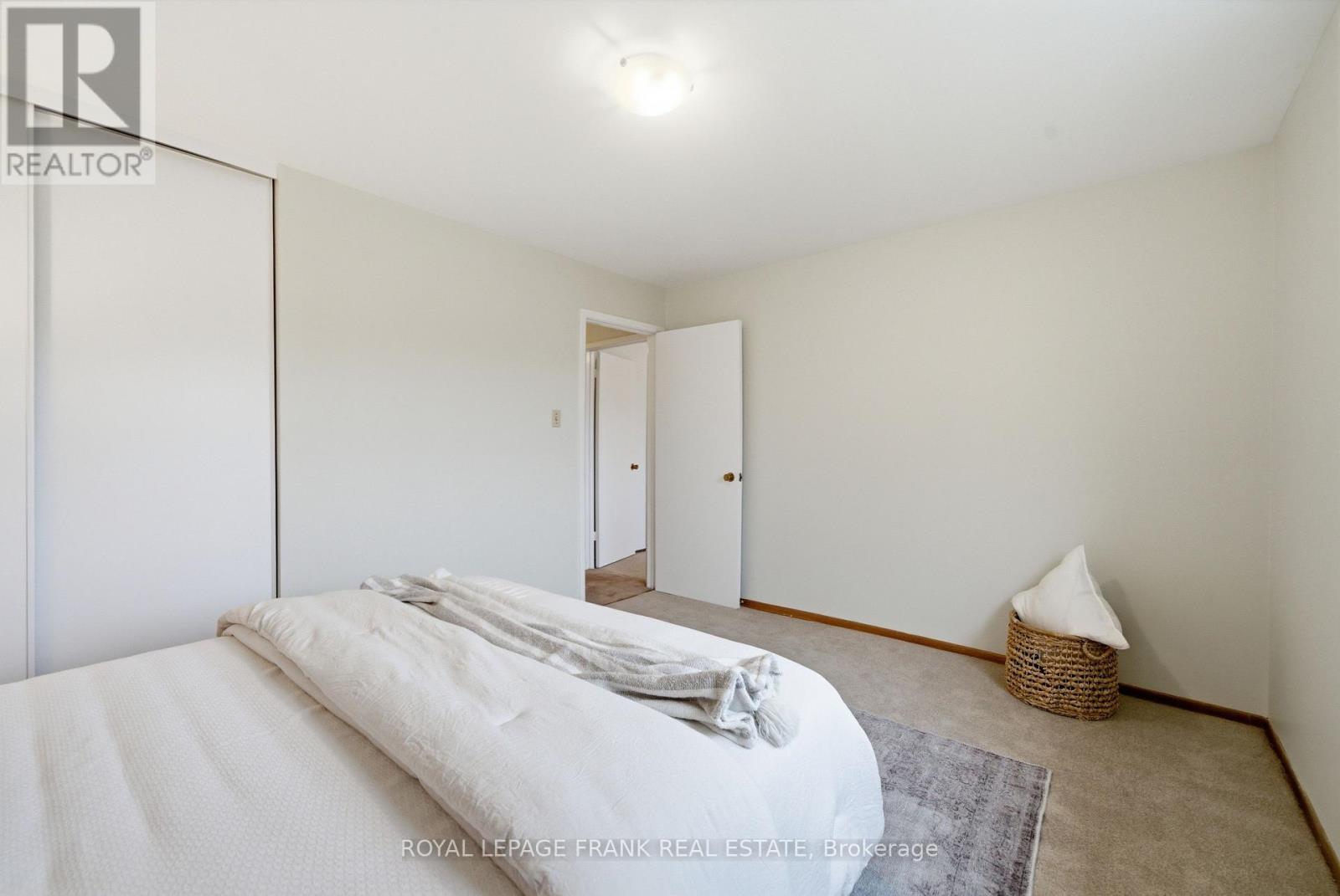 60 Blueberry Drive, Toronto, Ontario  M1S 3G3 - Photo 20 - E13062706