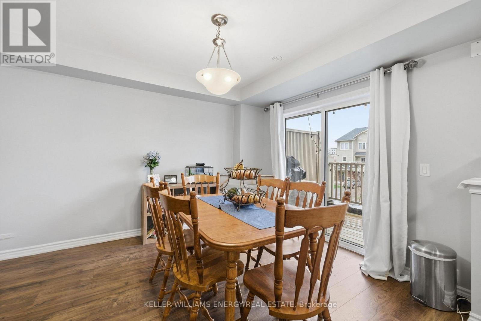67 Tabaret Crescent, Oshawa, Ontario  L1L 0G5 - Photo 9 - E13062742