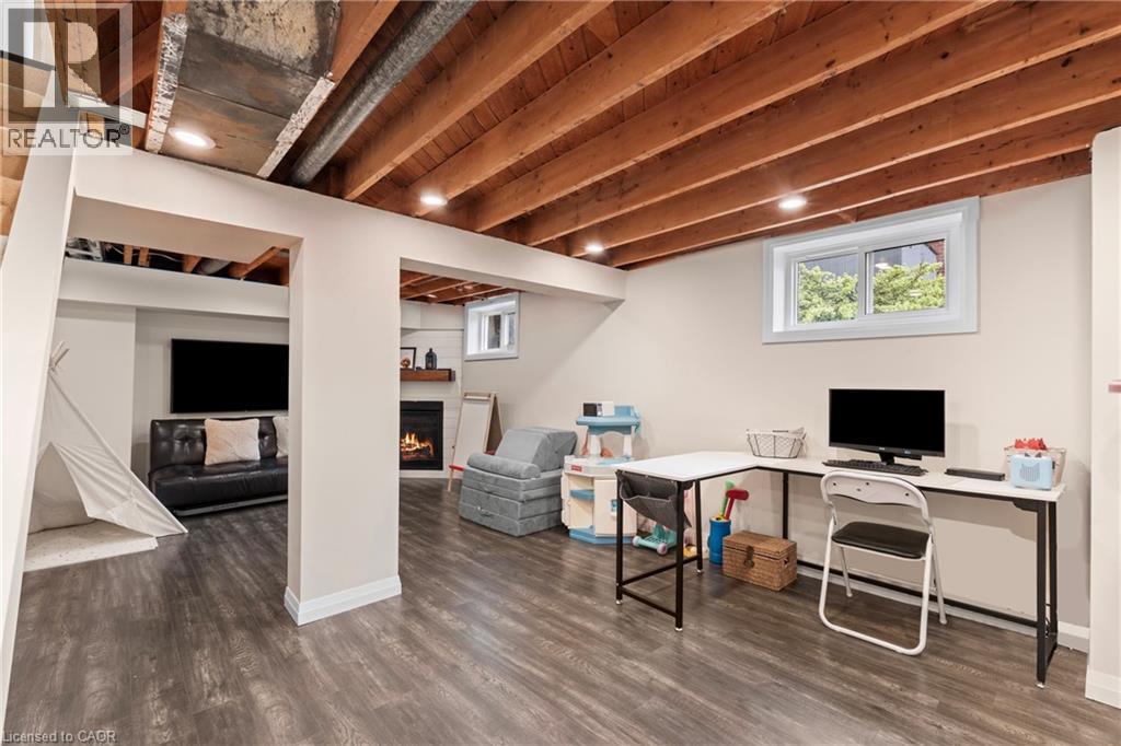 11 Ferrara Street, Hamilton, Ontario  L8T 4C1 - Photo 33 - 40825613