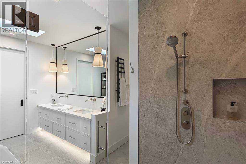 977 Gorton Avenue, Burlington, Ontario  L7T 1S6 - Photo 21 - 40820599