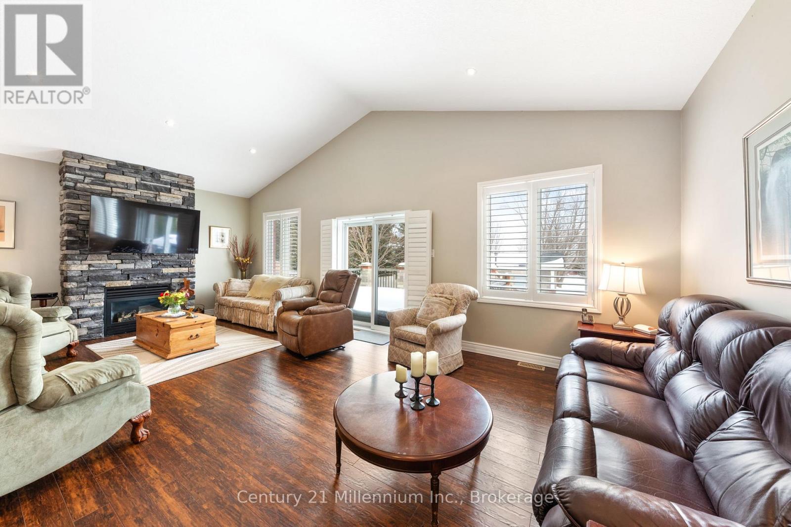 9 Hill Street, Collingwood, Ontario  L9Y 0A7 - Photo 6 - S13062754