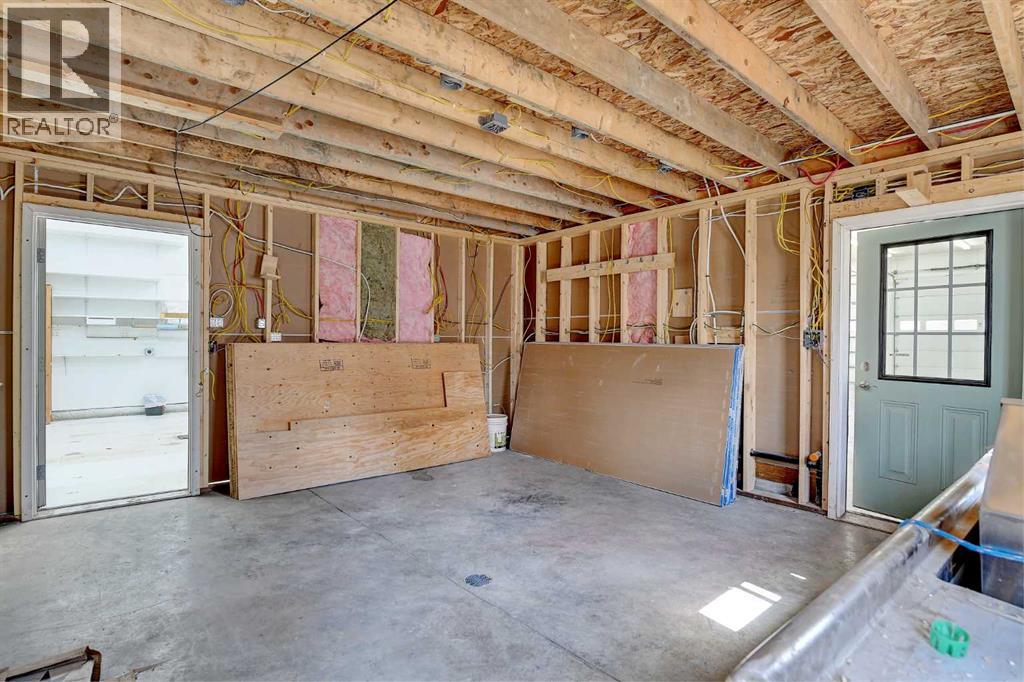 903 7th Avenue, Beaverlodge, Alberta  T0H 0C0 - Photo 38 - A2305720