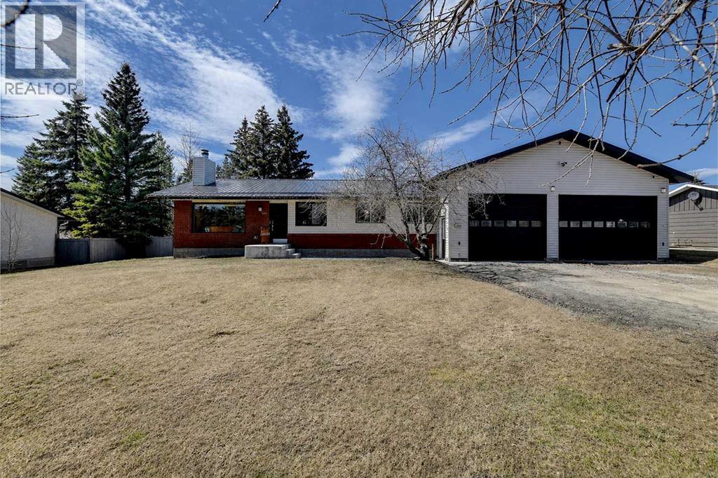 903 7th Avenue, Beaverlodge, Alberta  T0H 0C0 - Photo 43 - A2305720