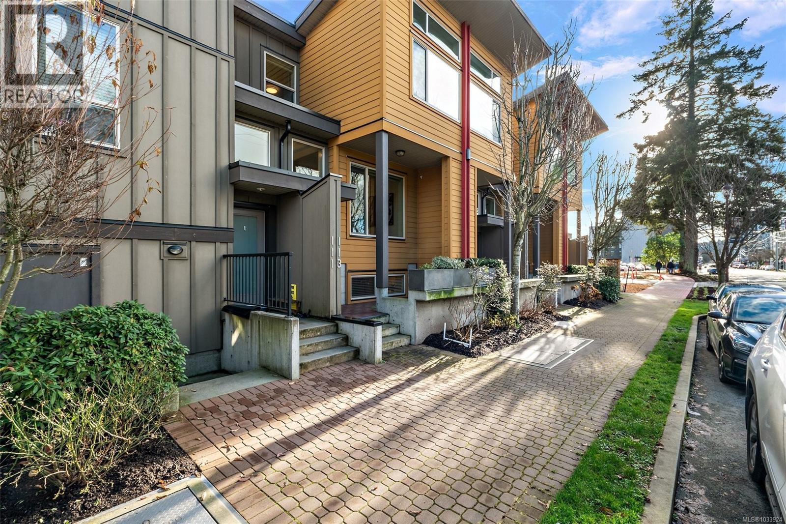 113 2733 Peatt Rd, Langford, British Columbia