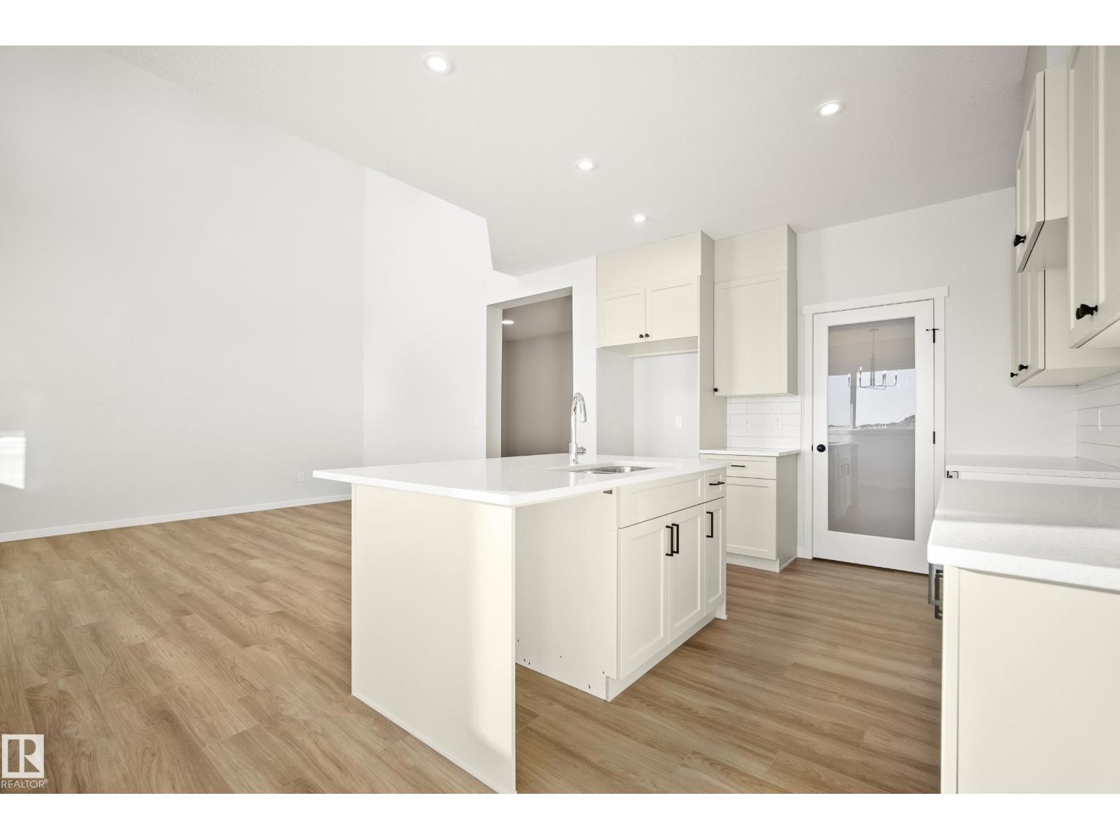 7015 177 Av NW, Edmonton, Alberta  T5Z 0W8 - Photo 20 - E4471615