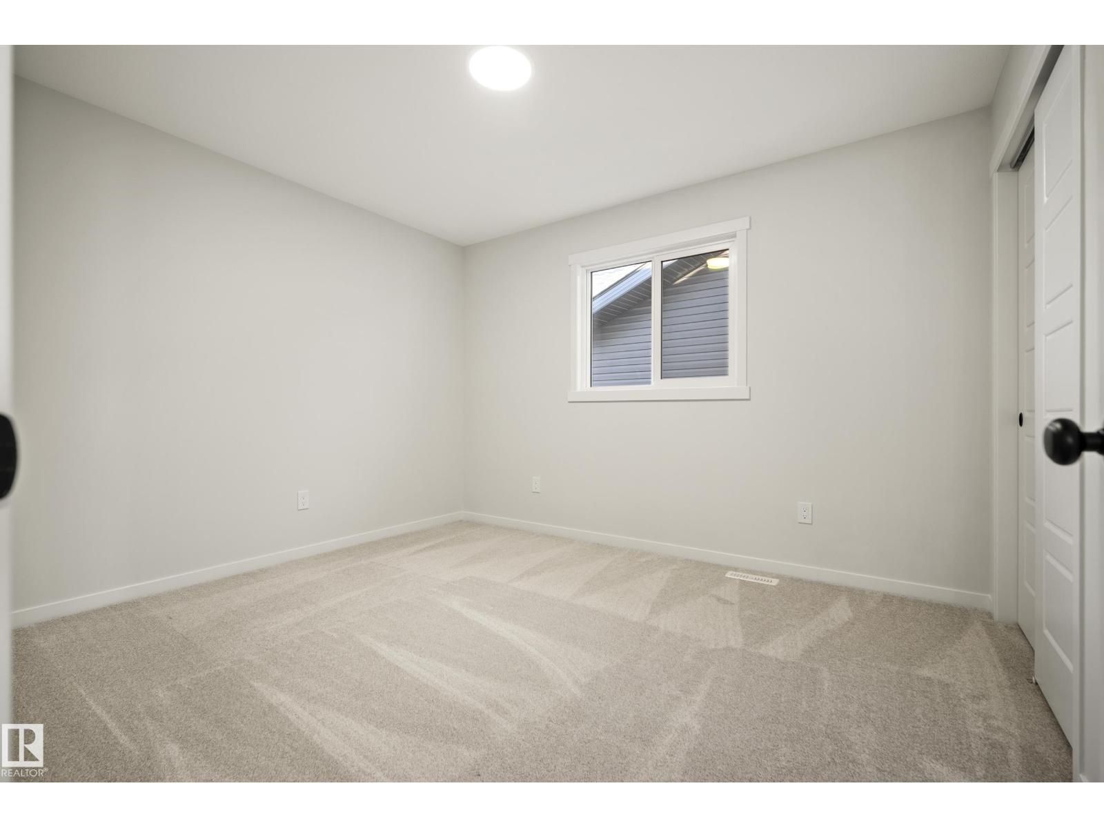 7015 177 Av NW, Edmonton, Alberta  T5Z 0W8 - Photo 45 - E4471615