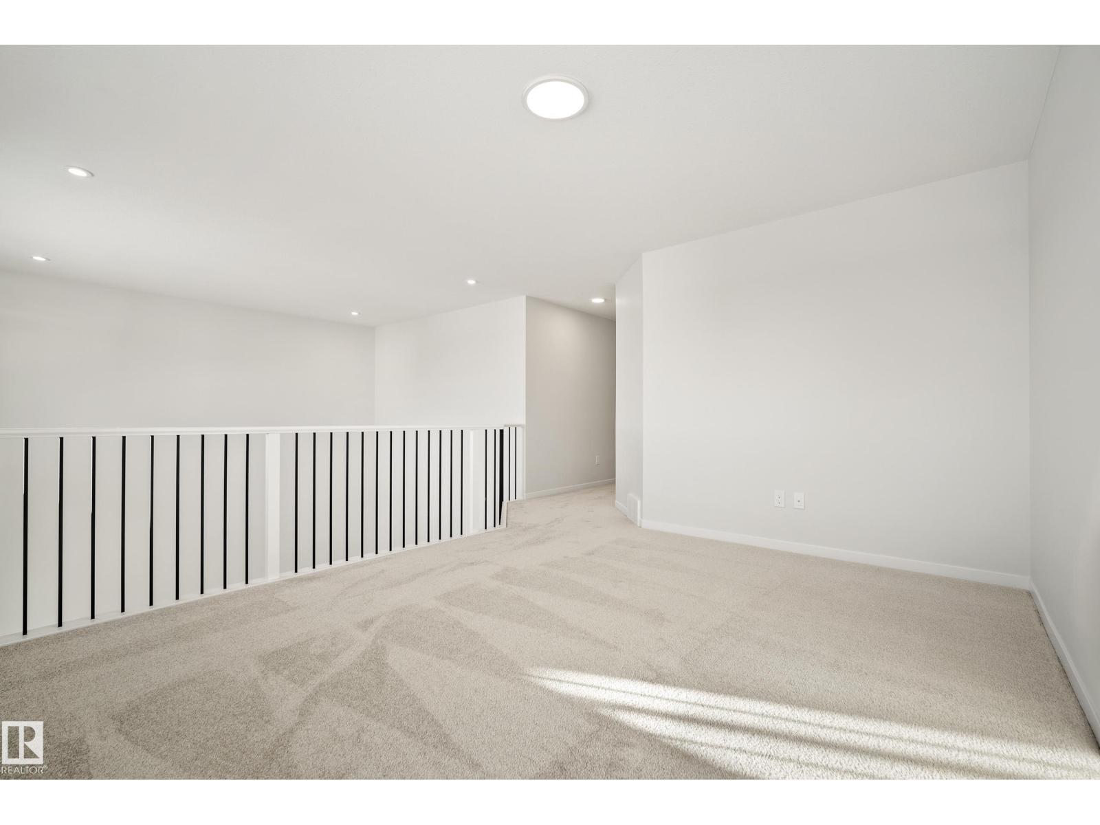 7015 177 Av NW, Edmonton, Alberta  T5Z 0W8 - Photo 35 - E4471615