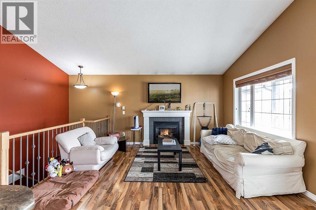 4859 Southlands Drive Se, Medicine Hat, Alberta  T1B 0B9 - Photo 9 - A2306593