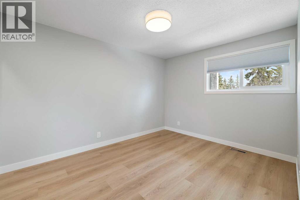 11, 4915 45 Street SW, Calgary, Alberta  T3E 3W5 - Photo 20 - A2300746