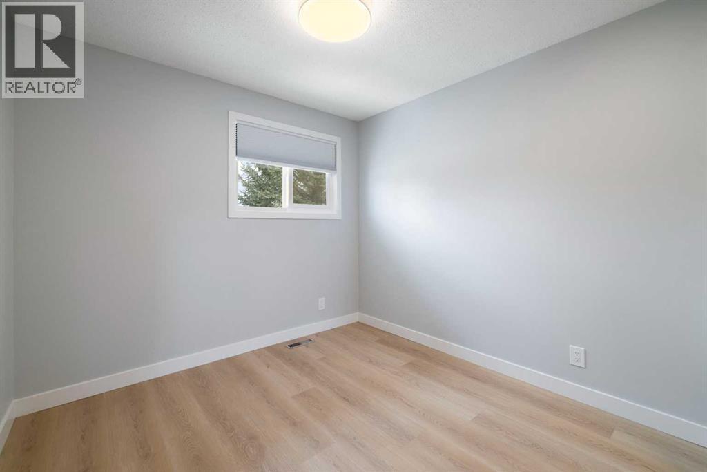 11, 4915 45 Street SW, Calgary, Alberta  T3E 3W5 - Photo 21 - A2300746