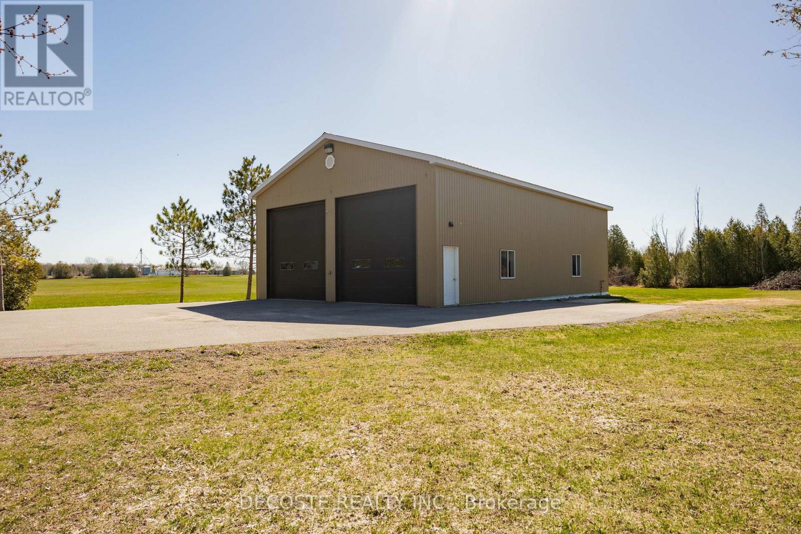 21410 County 10 Road, North Glengarry, Ontario  K0C 1A0 - Photo 2 - X13062282