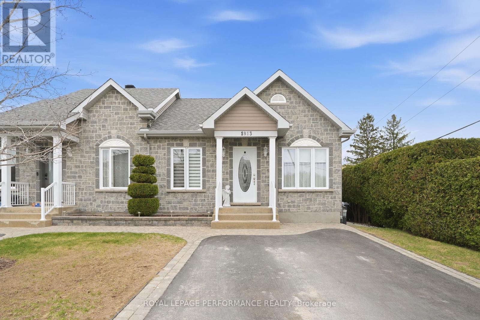 1813 Florence Street, Hawkesbury, Ontario  K6A 0A5 - Photo 1 - X13062570