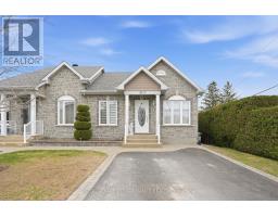 1813 FLORENCE STREET, Hawkesbury, Ontario