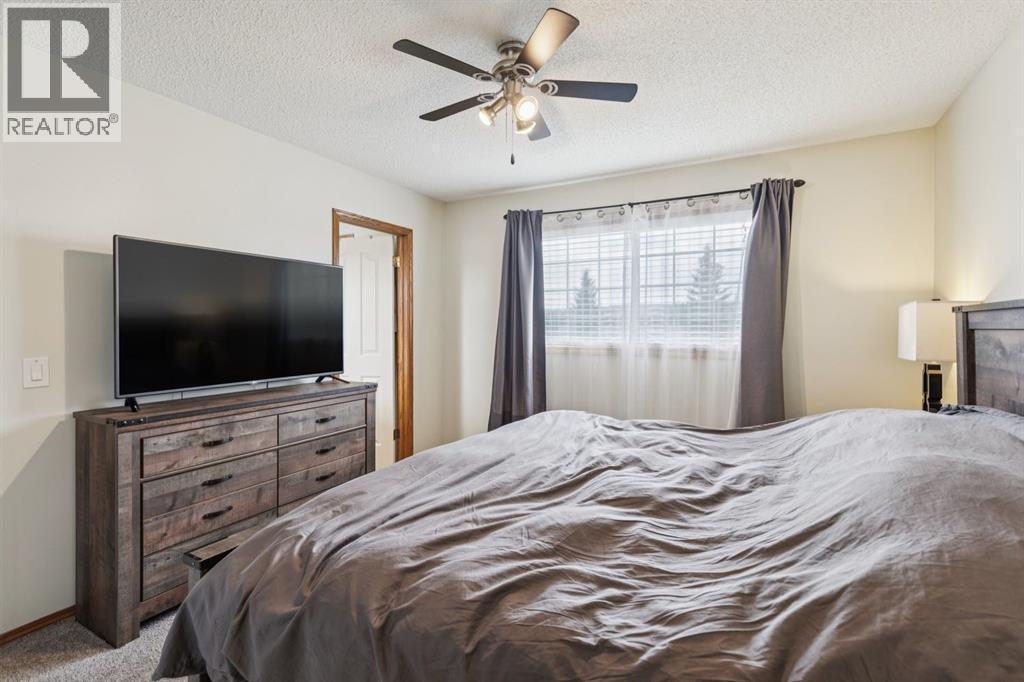 228 Quigley Drive, Cochrane, Alberta  T4C 1T3 - Photo 26 - A2306177