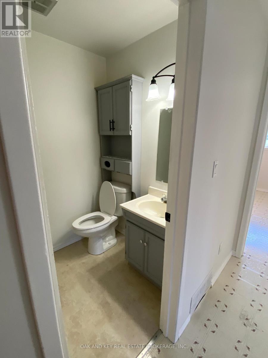 330 Oak Avenue, Strathroy-Caradoc, Ontario  N7G 3T2 - Photo 7 - X13062586