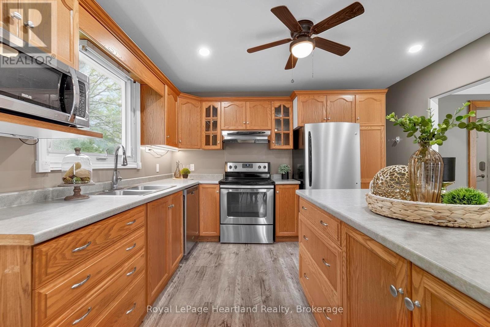 46 Egmont Street, Central Huron, Ontario  N0M 1E0 - Photo 12 - X13062558