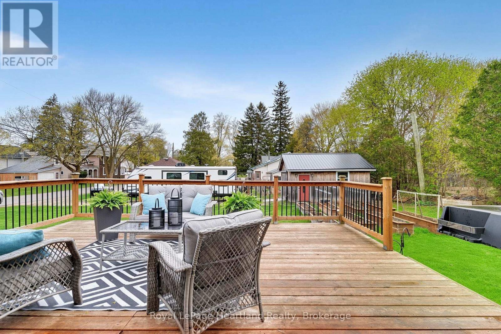 46 Egmont Street, Central Huron, Ontario  N0M 1E0 - Photo 22 - X13062558