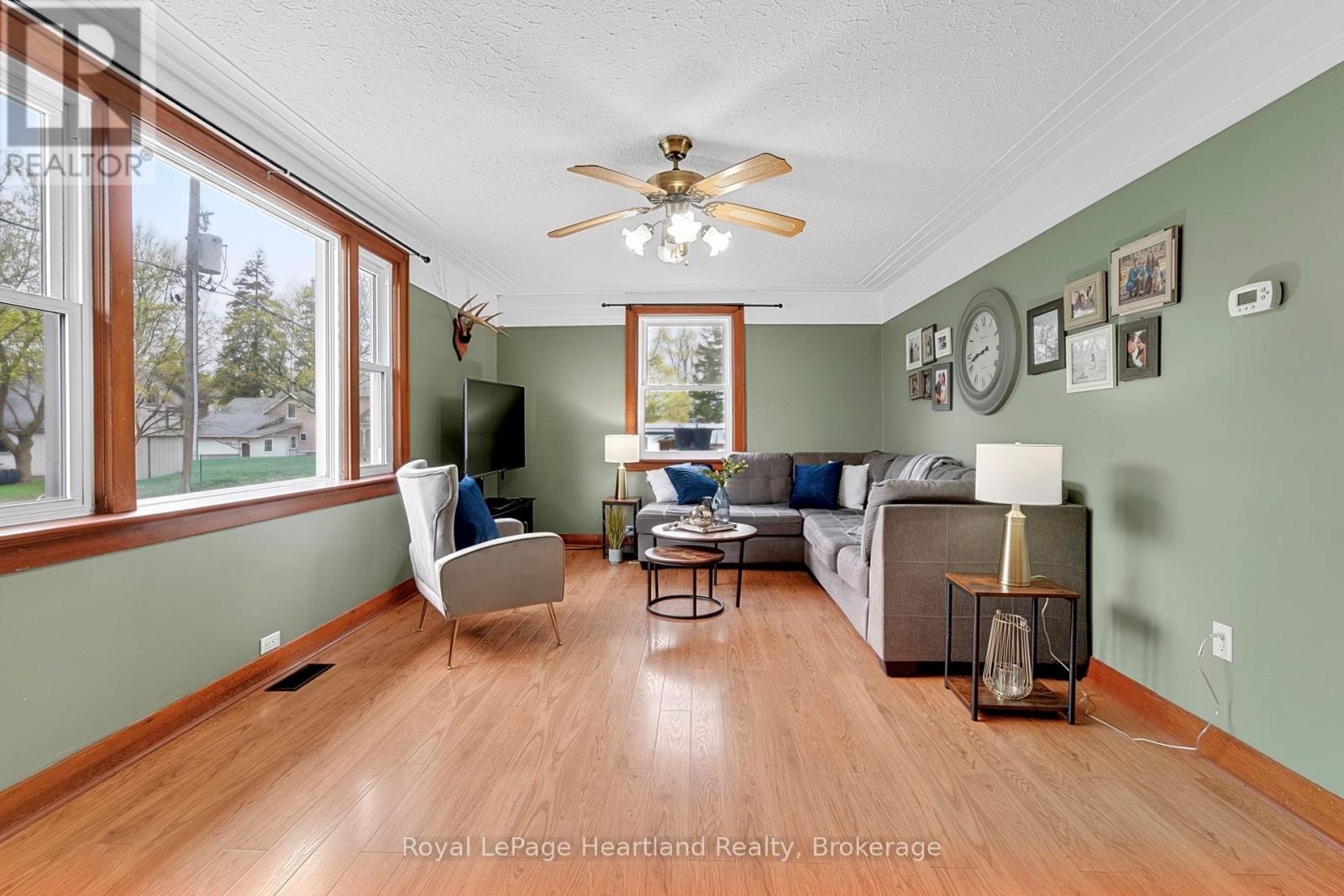 46 Egmont Street, Central Huron, Ontario  N0M 1E0 - Photo 6 - X13062558