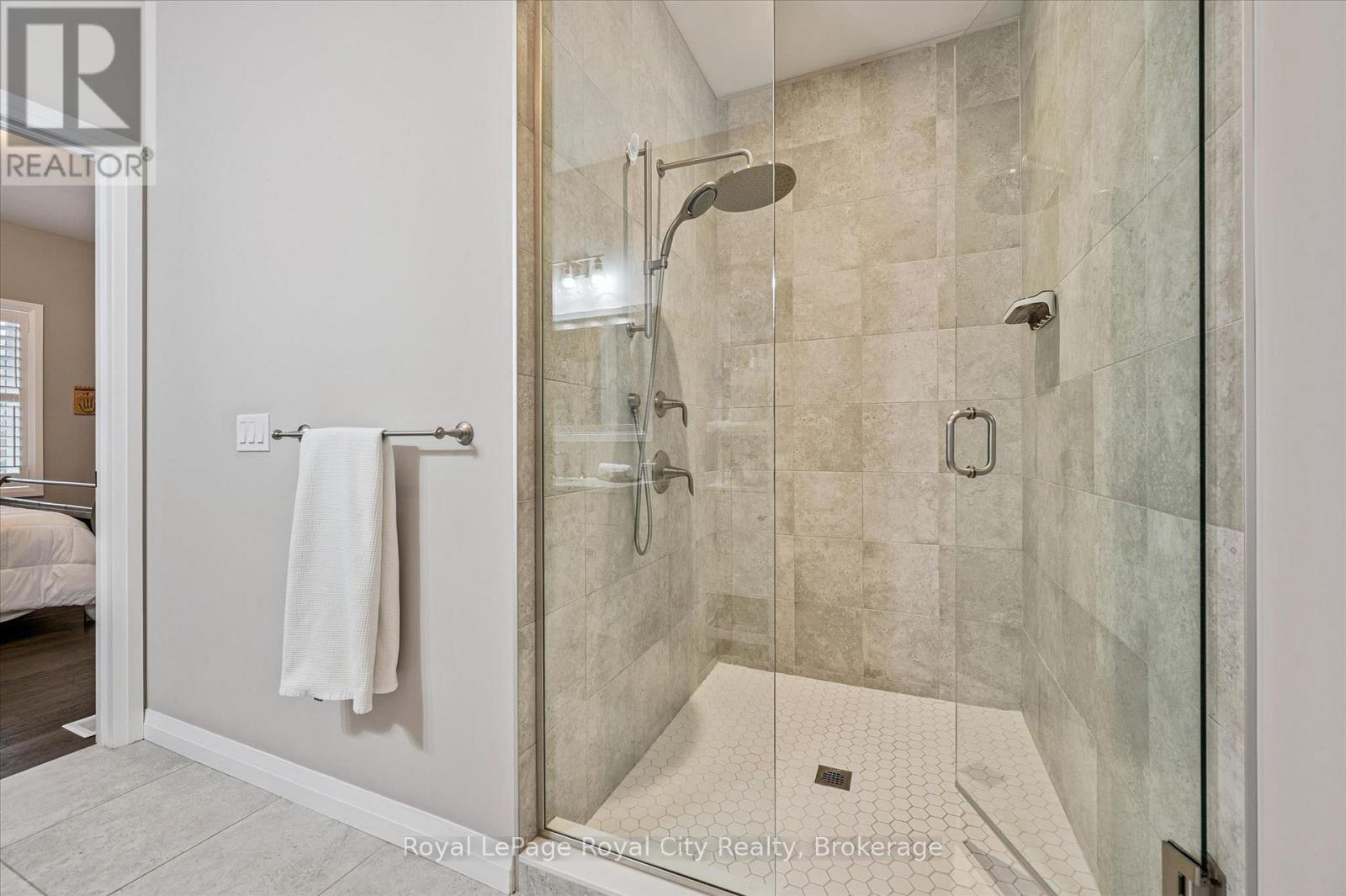 10 Craighead Drive, Centre Wellington, Ontario  N1M 2Y8 - Photo 16 - X13062712