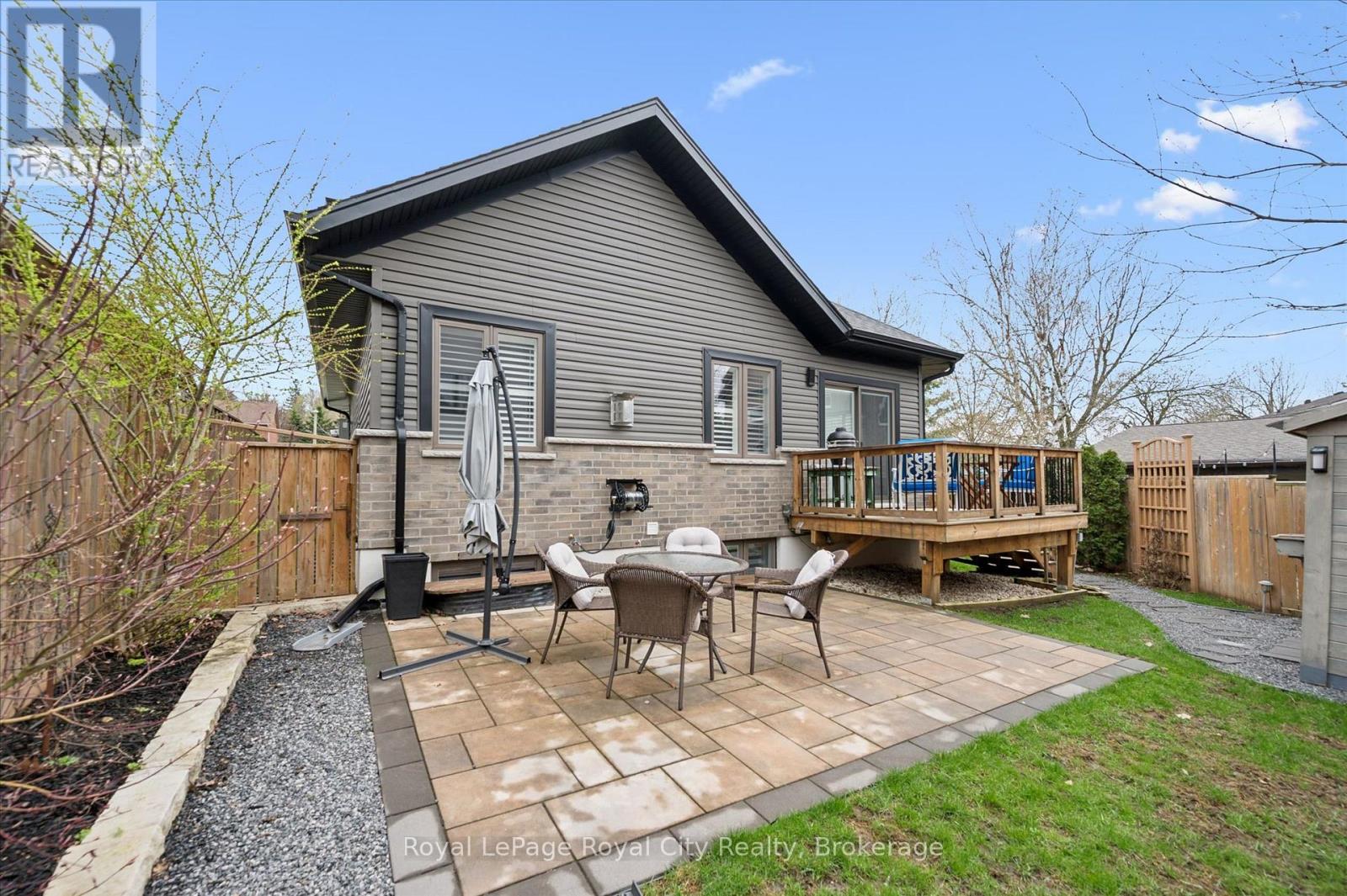 10 Craighead Drive, Centre Wellington, Ontario  N1M 2Y8 - Photo 32 - X13062712