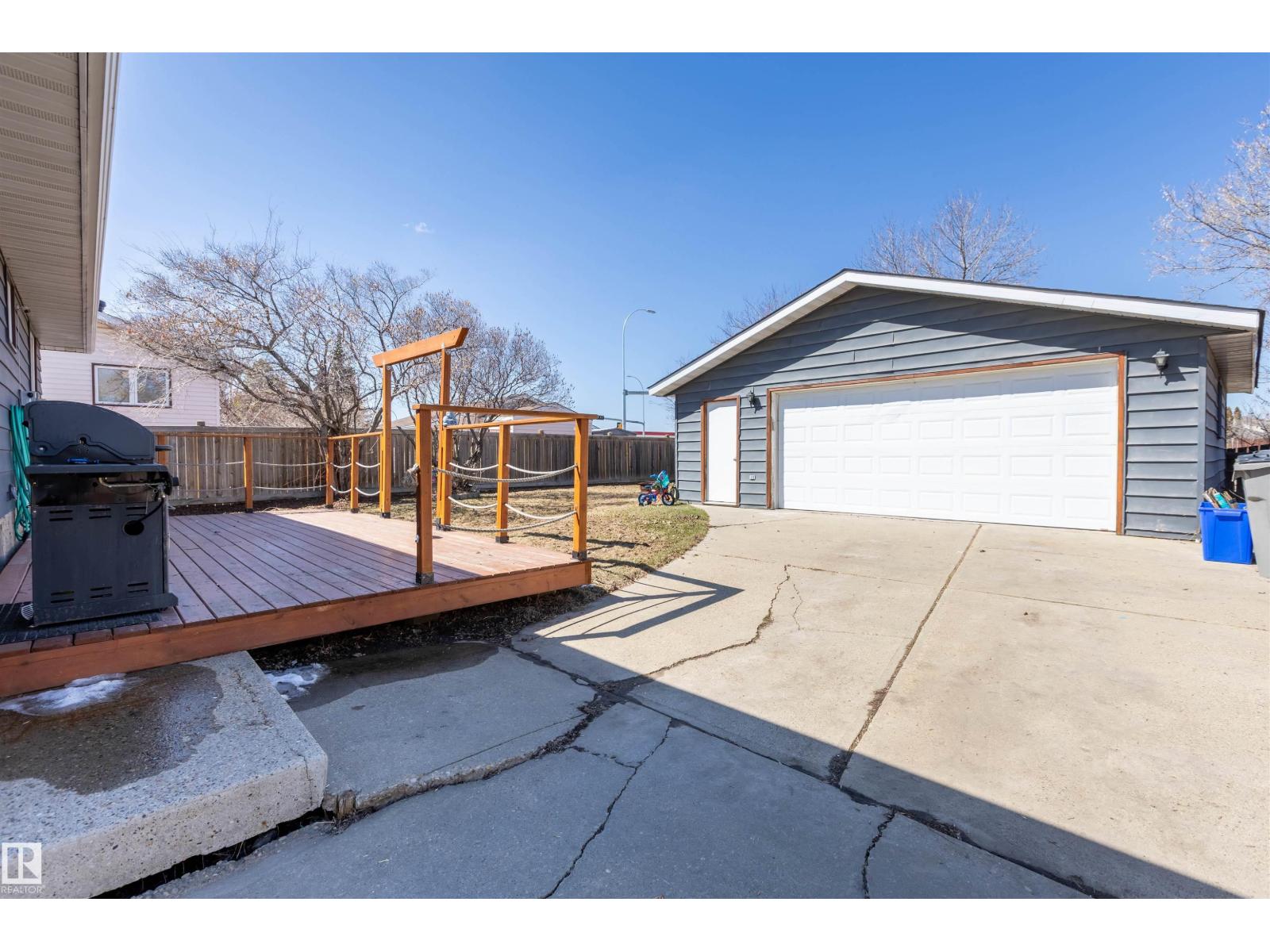 9012 99a Av, Morinville, Alberta  T8R 1K3 - Photo 5 - E4484817
