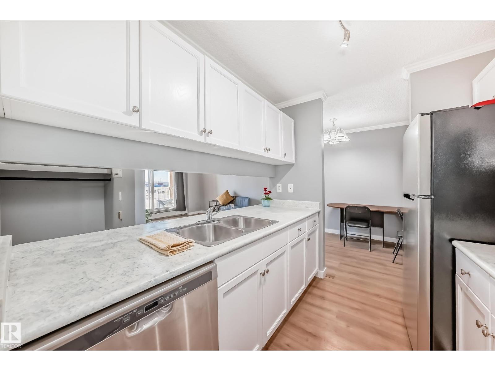 #330 4210 139 Av Nw, Edmonton, Alberta  T5Y 2W6 - Photo 2 - E4484824