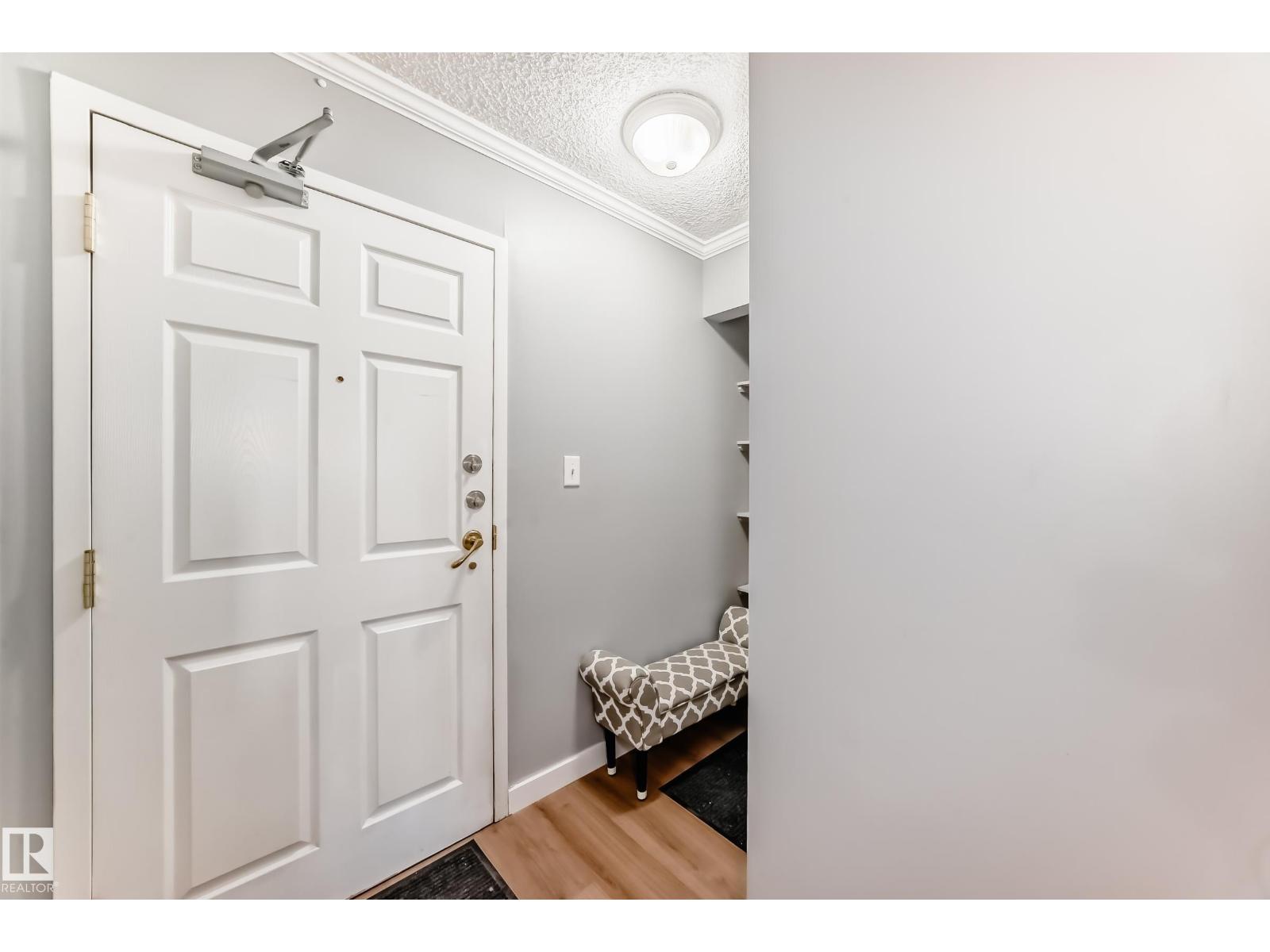 #330 4210 139 Av Nw, Edmonton, Alberta  T5Y 2W6 - Photo 3 - E4484824