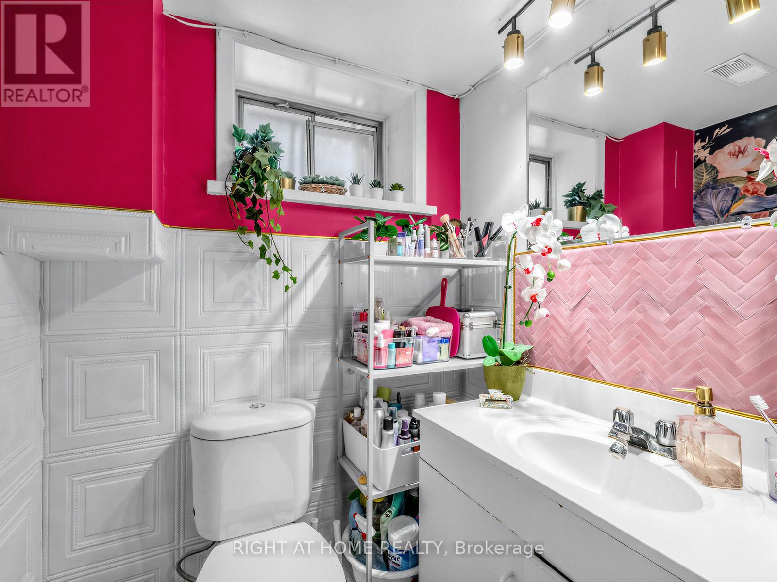 284 Grace Street, Toronto, Ontario  M6G 3A6 - Photo 13 - C13062288