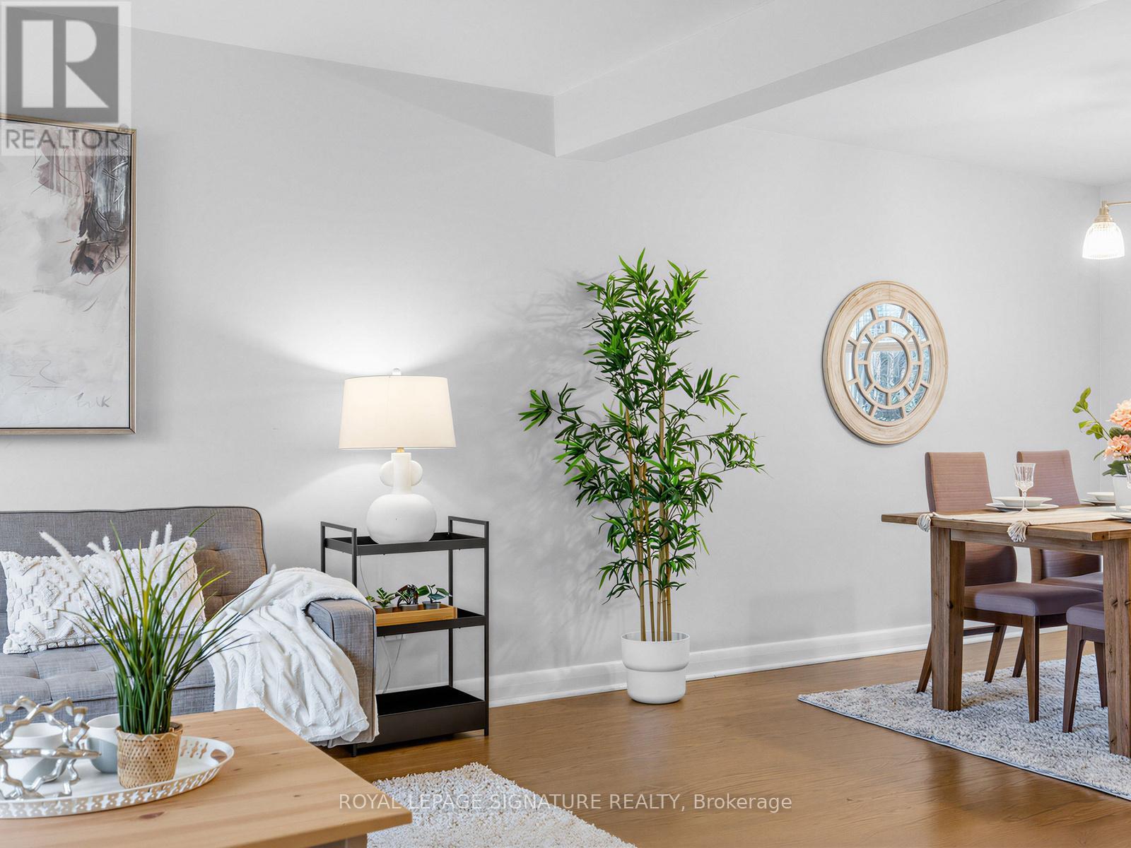 23 Ballymena Court, Toronto, Ontario  M3C 2B8 - Photo 5 - C13062604