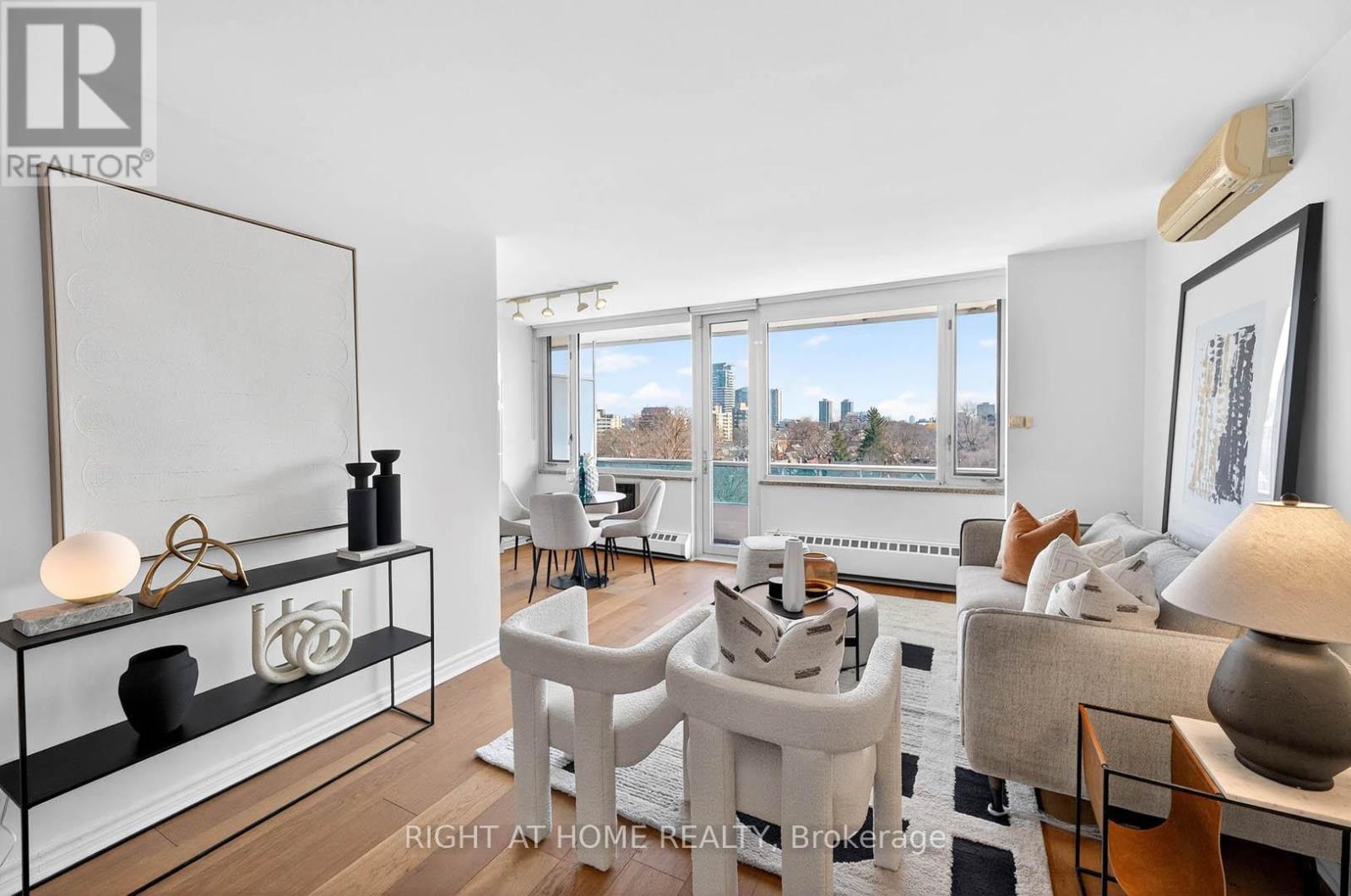 701 - 74 Spadina Road, Toronto, Ontario  M5R 2T5 - Photo 4 - C13062696