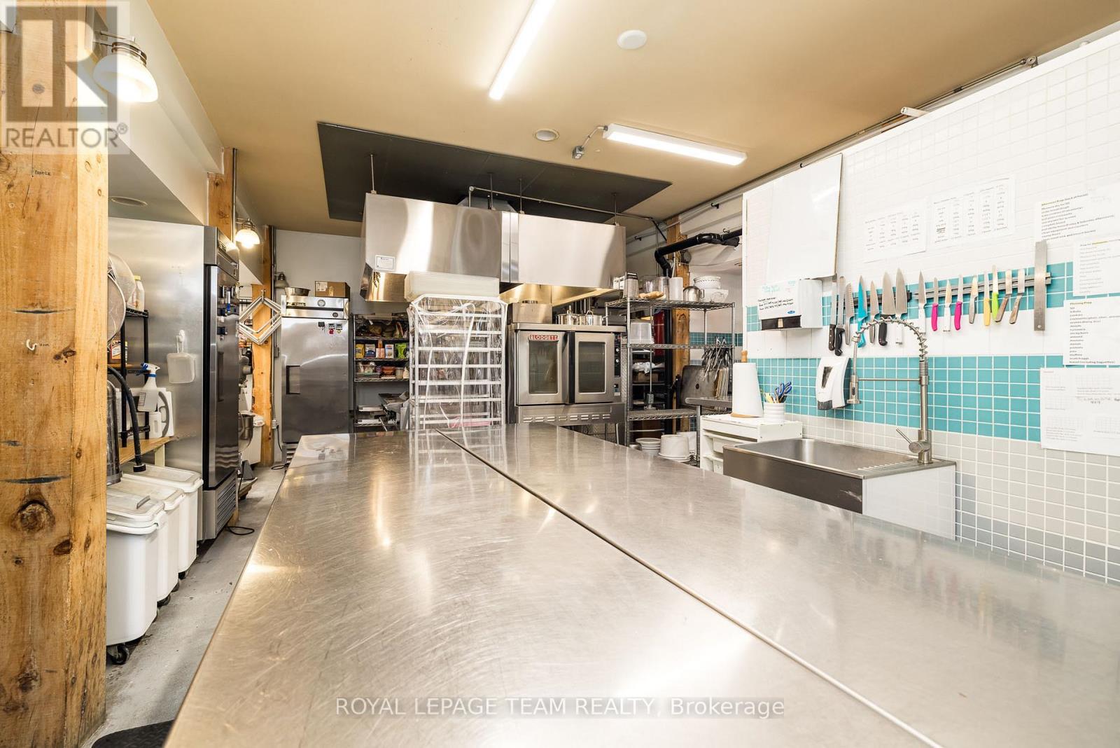 318 Main Street W, Merrickville-Wolford, Ontario  K0G 1N0 - Photo 19 - X13062354