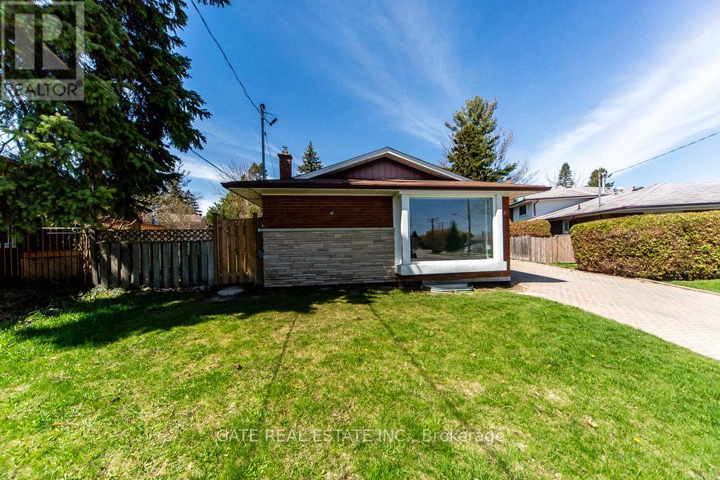 14 AMARILLO DRIVE, Toronto, Ontario