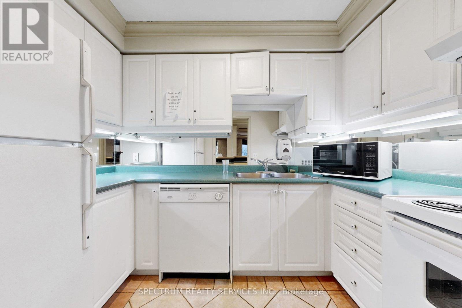 Ph09 - 2628 Mccowan Road, Toronto, Ontario  M1S 5J8 - Photo 42 - E13062506