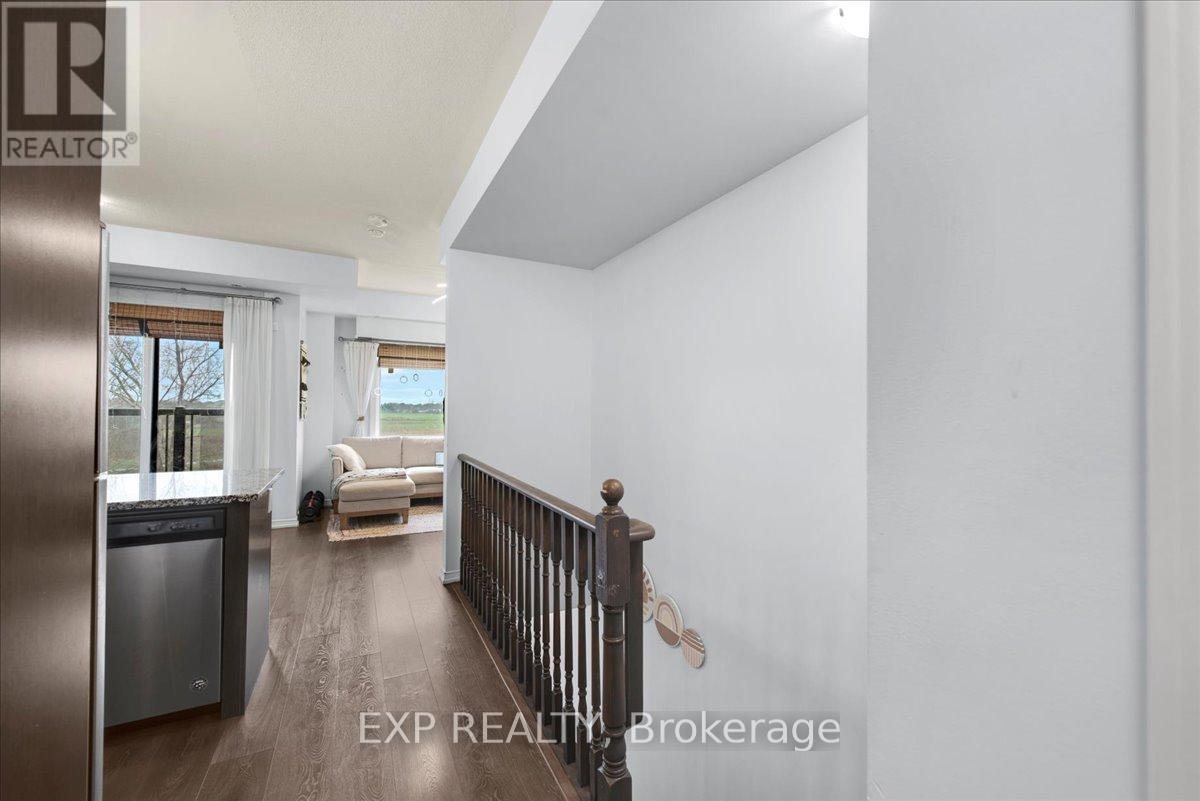 369 - 515 Kingbird Grove, Toronto, Ontario  M1B 5R7 - Photo 13 - E13062540