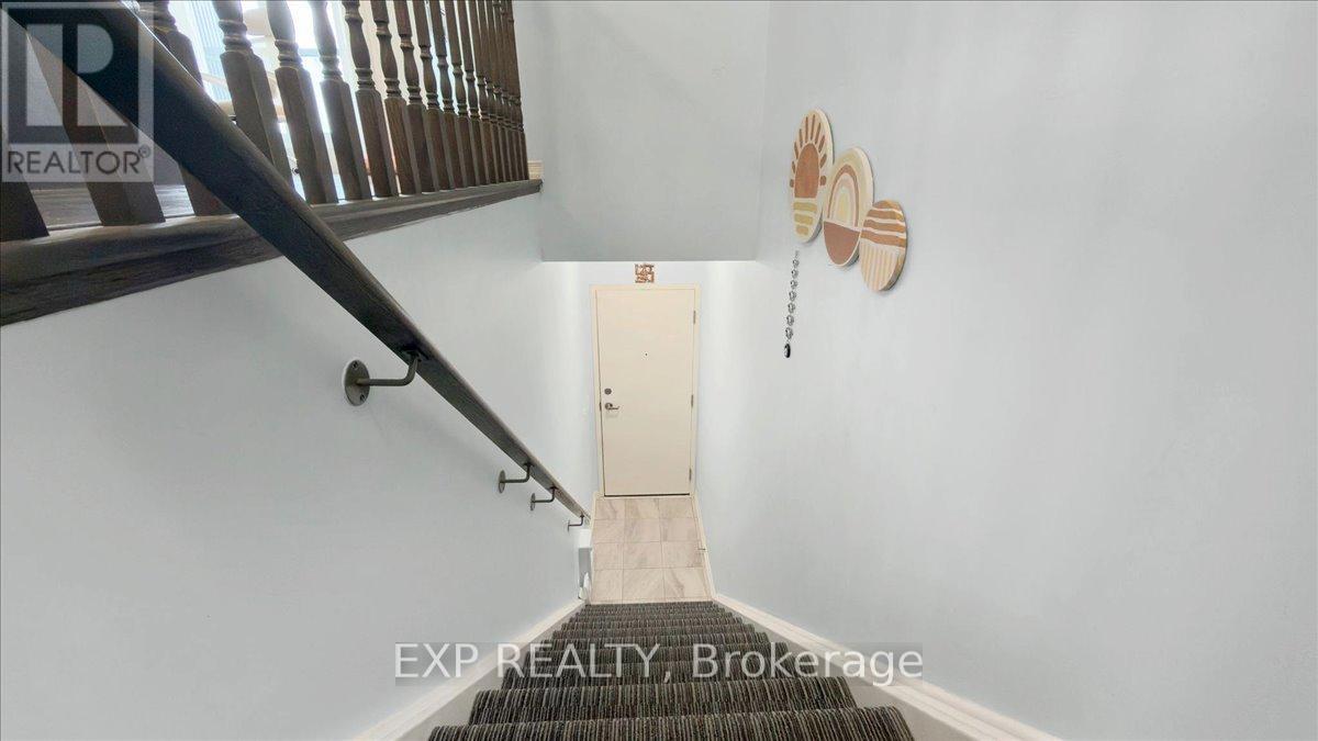 369 - 515 Kingbird Grove, Toronto, Ontario  M1B 5R7 - Photo 6 - E13062540