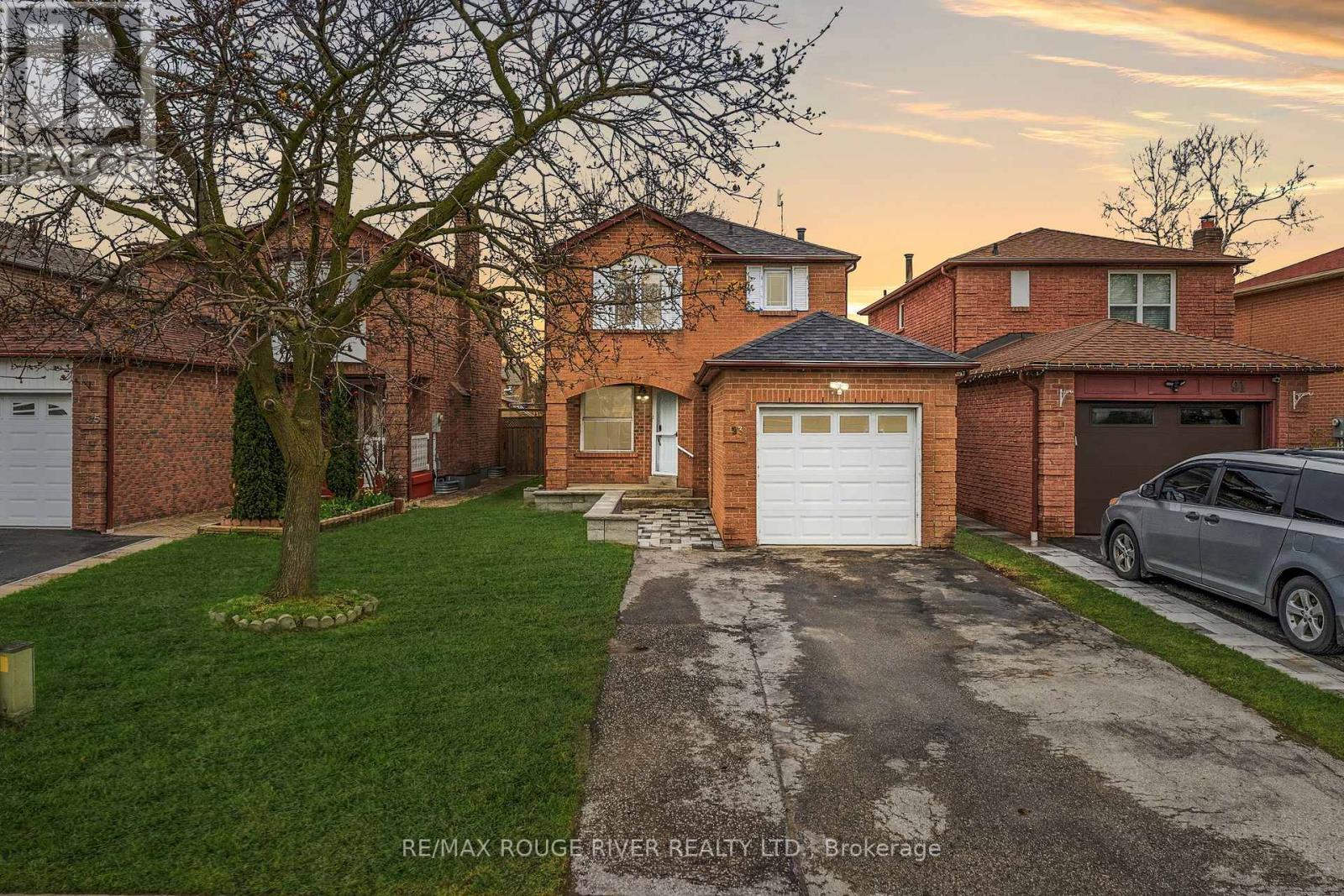 93 CHATFIELD DRIVE, Ajax, Ontario