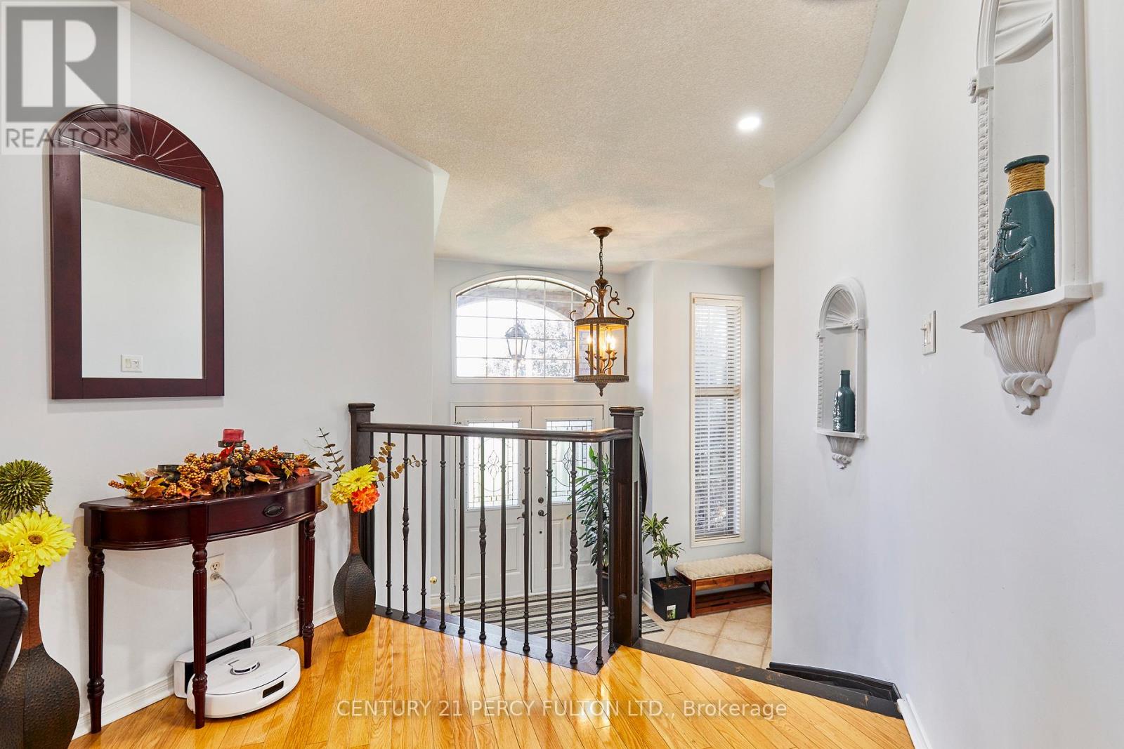 483 Ormond Drive, Oshawa, Ontario  L1K 2L8 - Photo 4 - E13062730